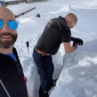 iglubauen im team der winterspass